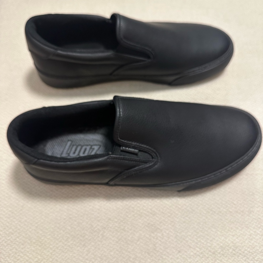 Lugz Men's Classic Black Loafers NWOT